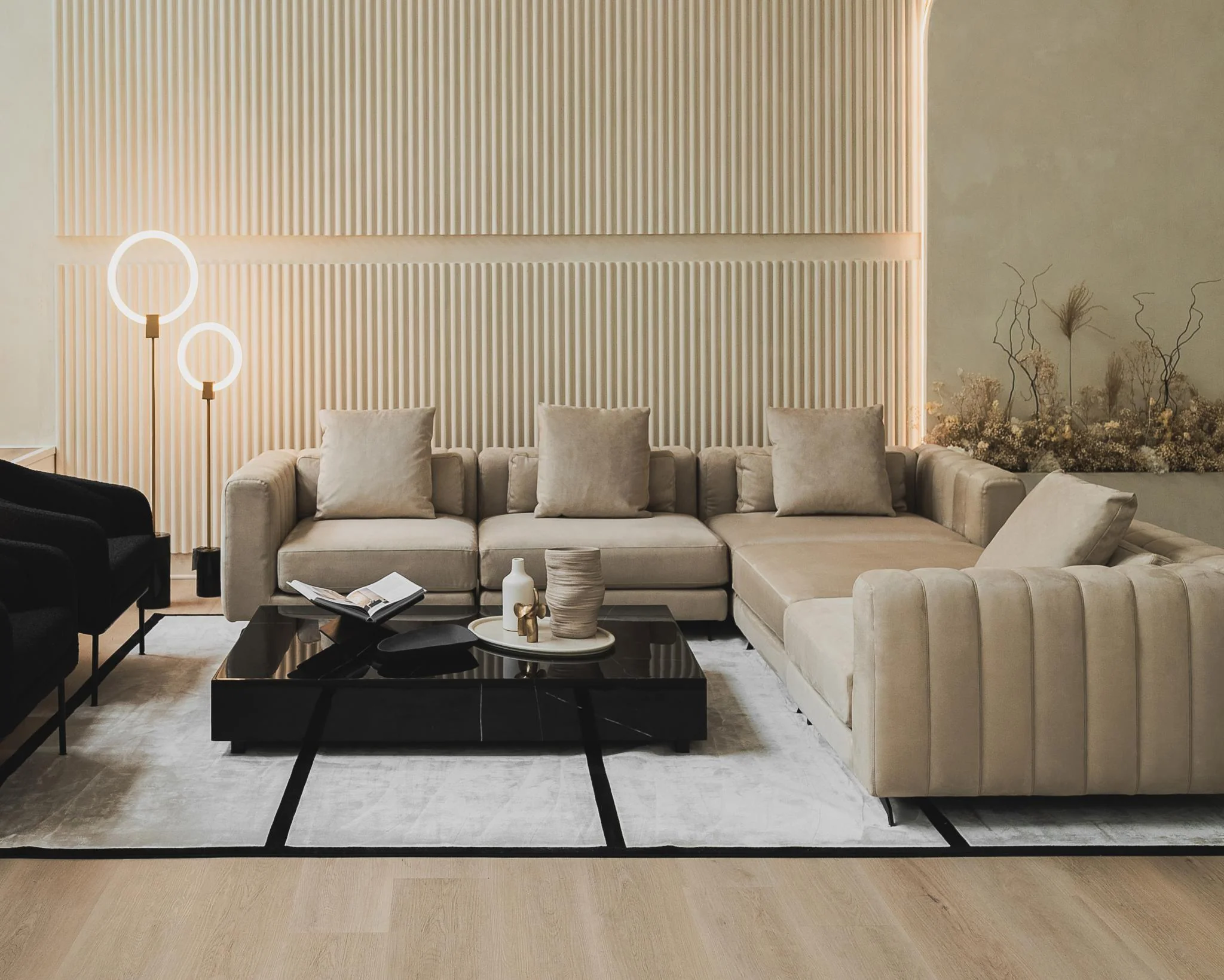 Aura Floor Lamp - Image 4