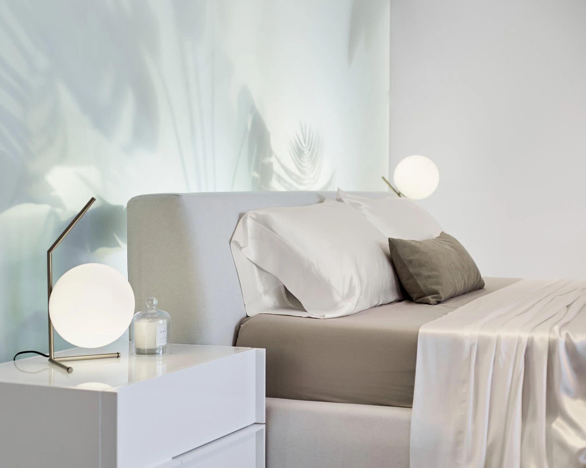 Iris Table Lamp - High - Image 11