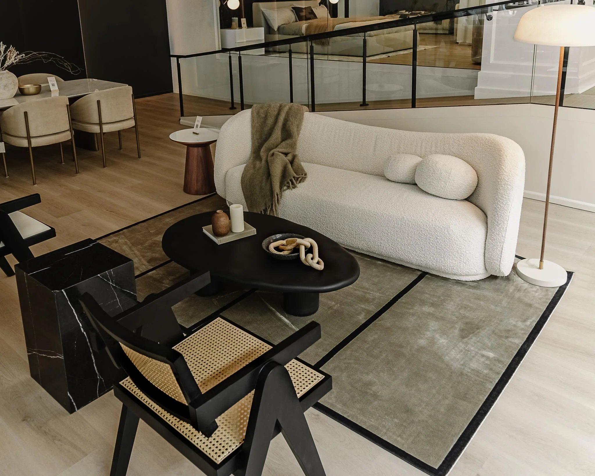 Liza Side Table - Marble - Image 14