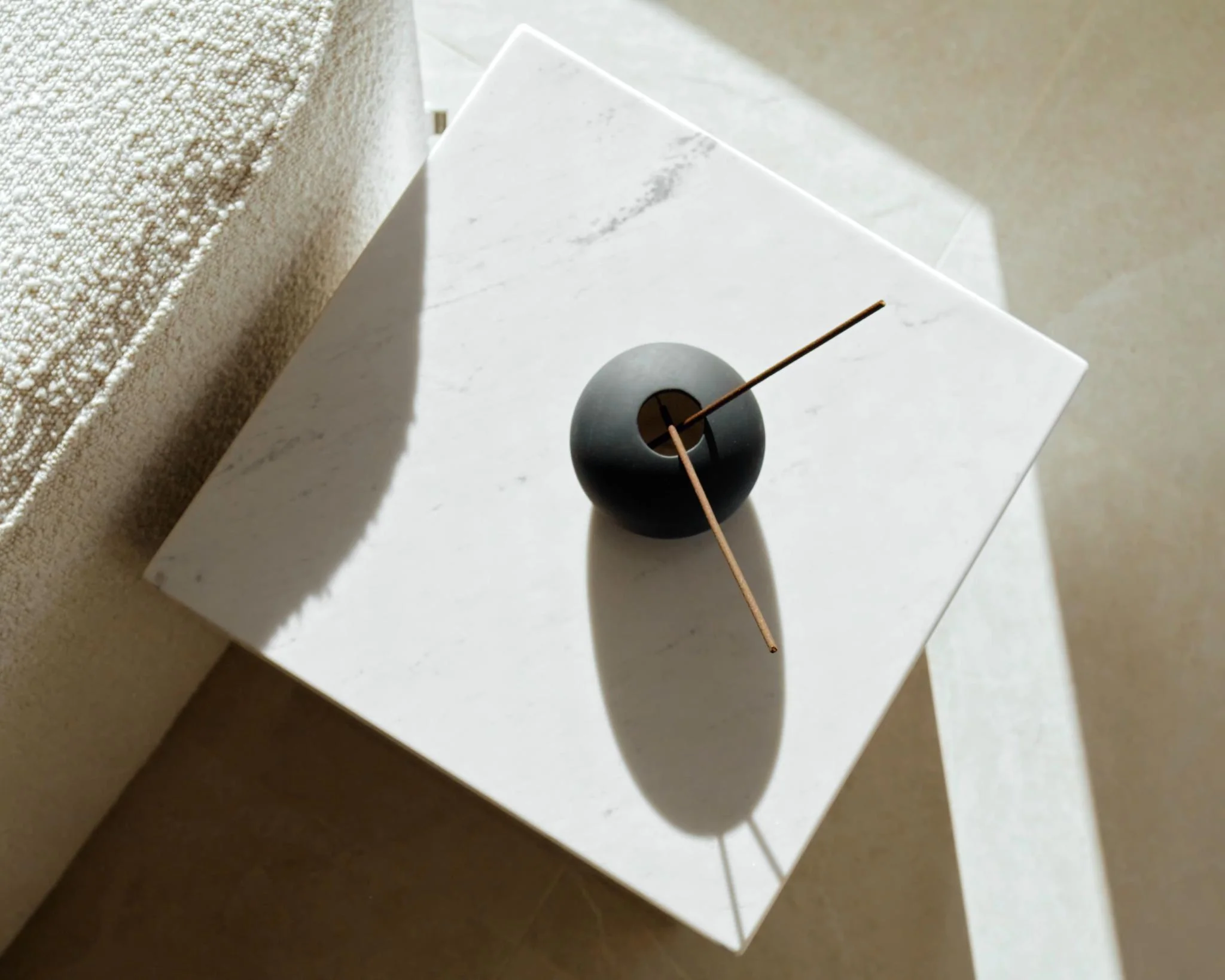 Liza Side Table - Marble - Image 8