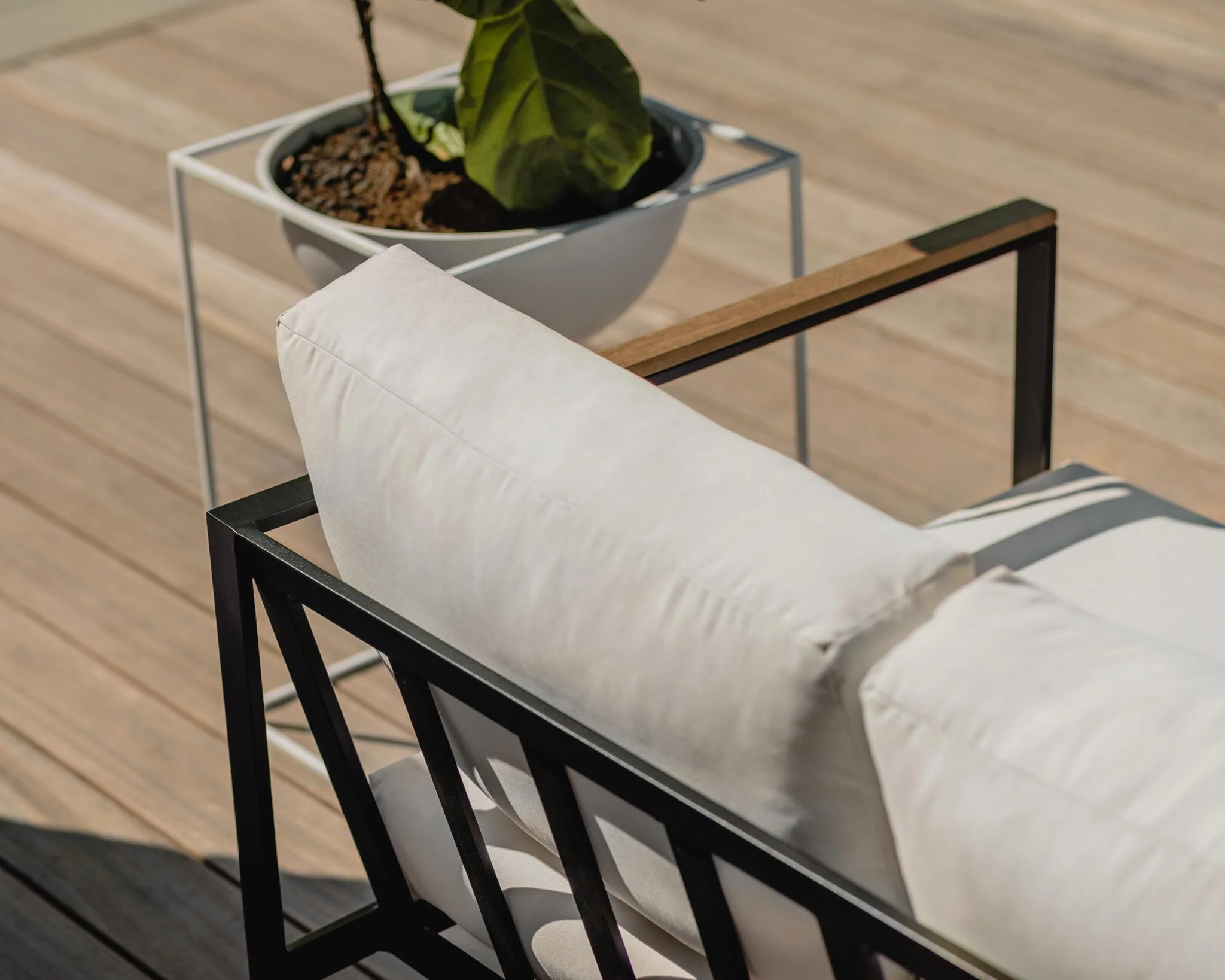 Louis Outdoor Loveseat - Image 5