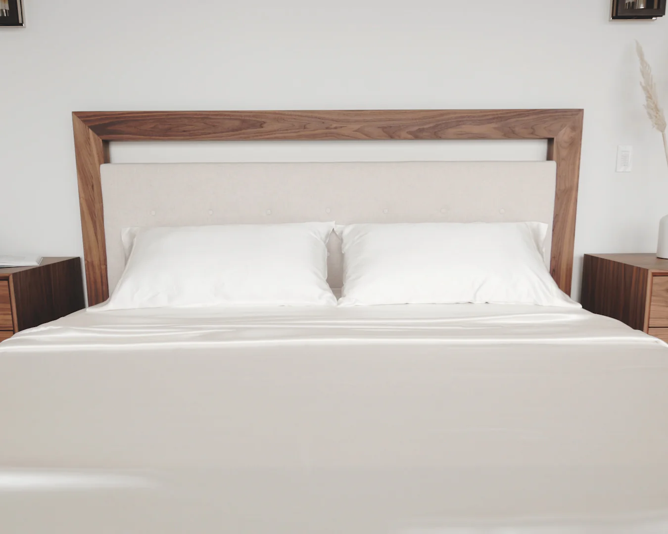 Mulberry Charmeuse Silk Pillowcase - Image 4