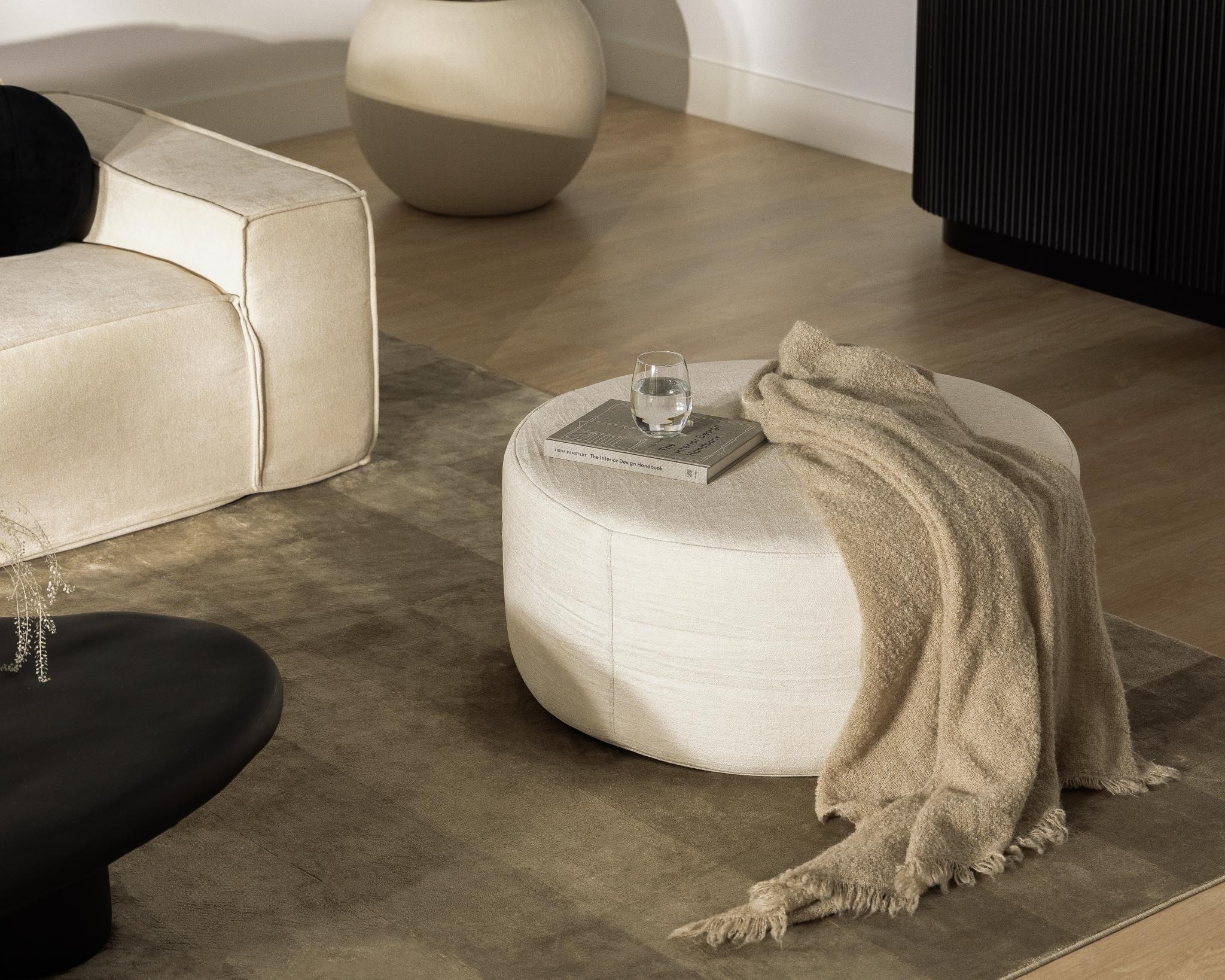 Nova Pouf - Large - Image 16