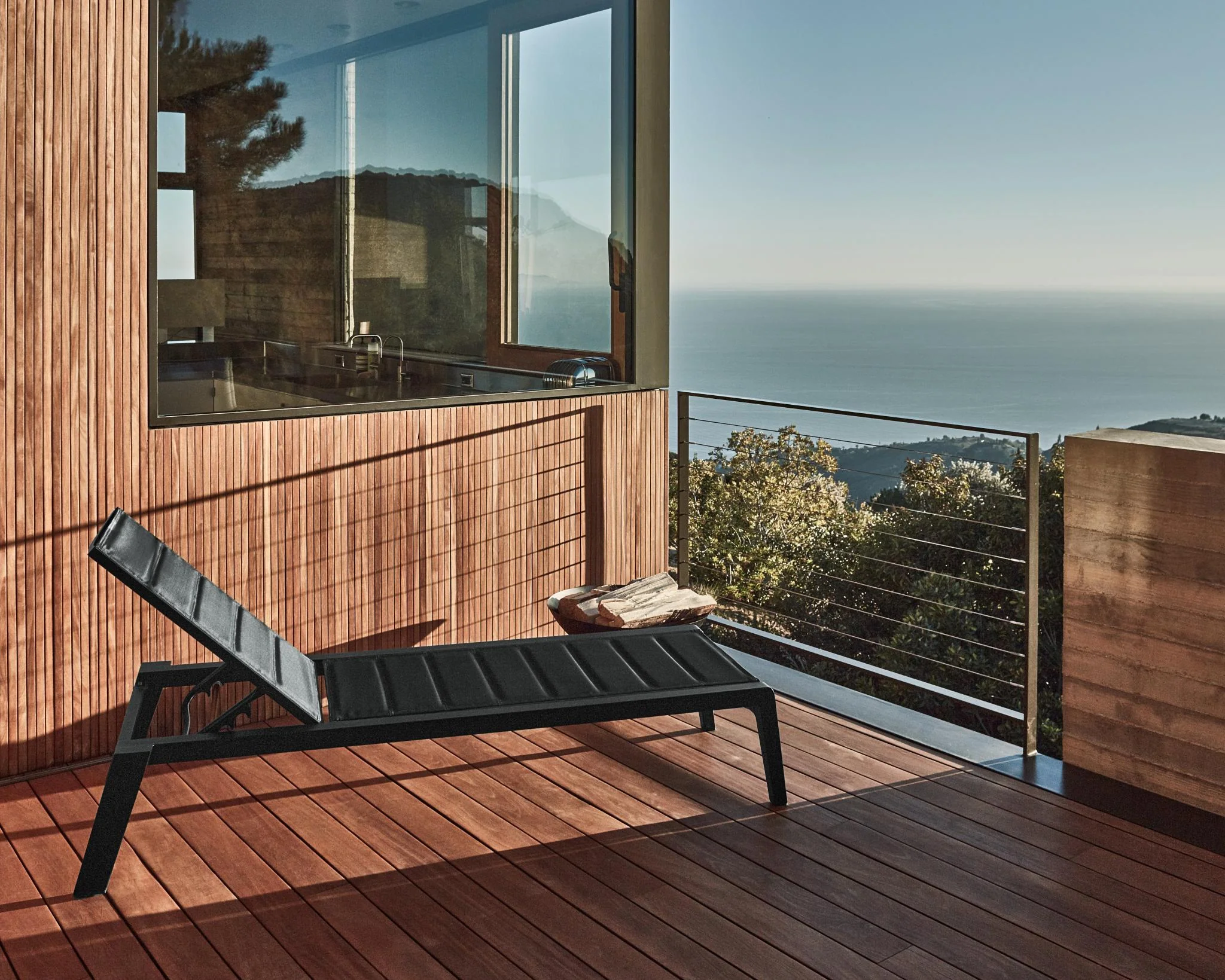 Preston Outdoor Lounger - Image 6