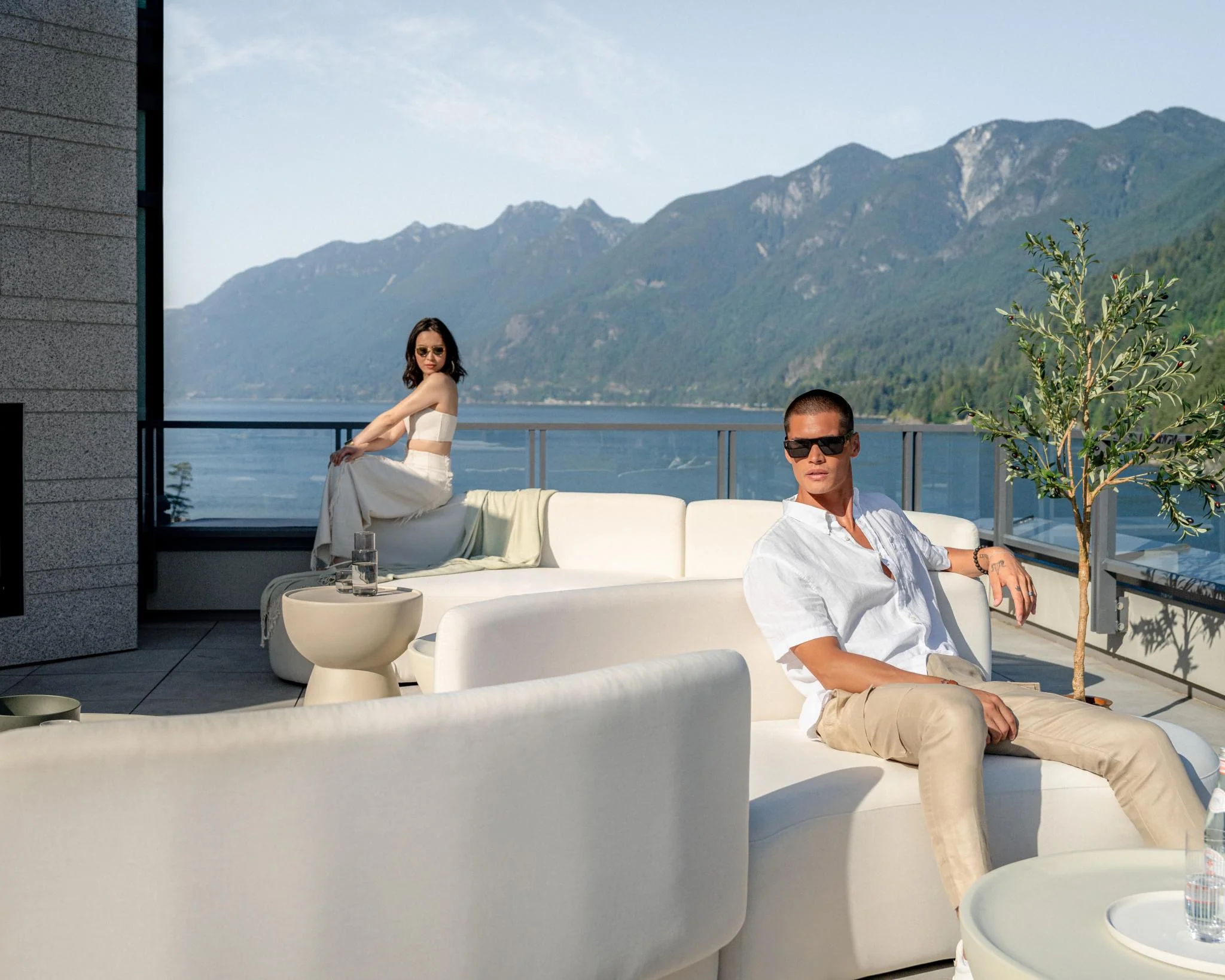 Tano Outdoor Curved S-Shape Modular Sectional - Image 3