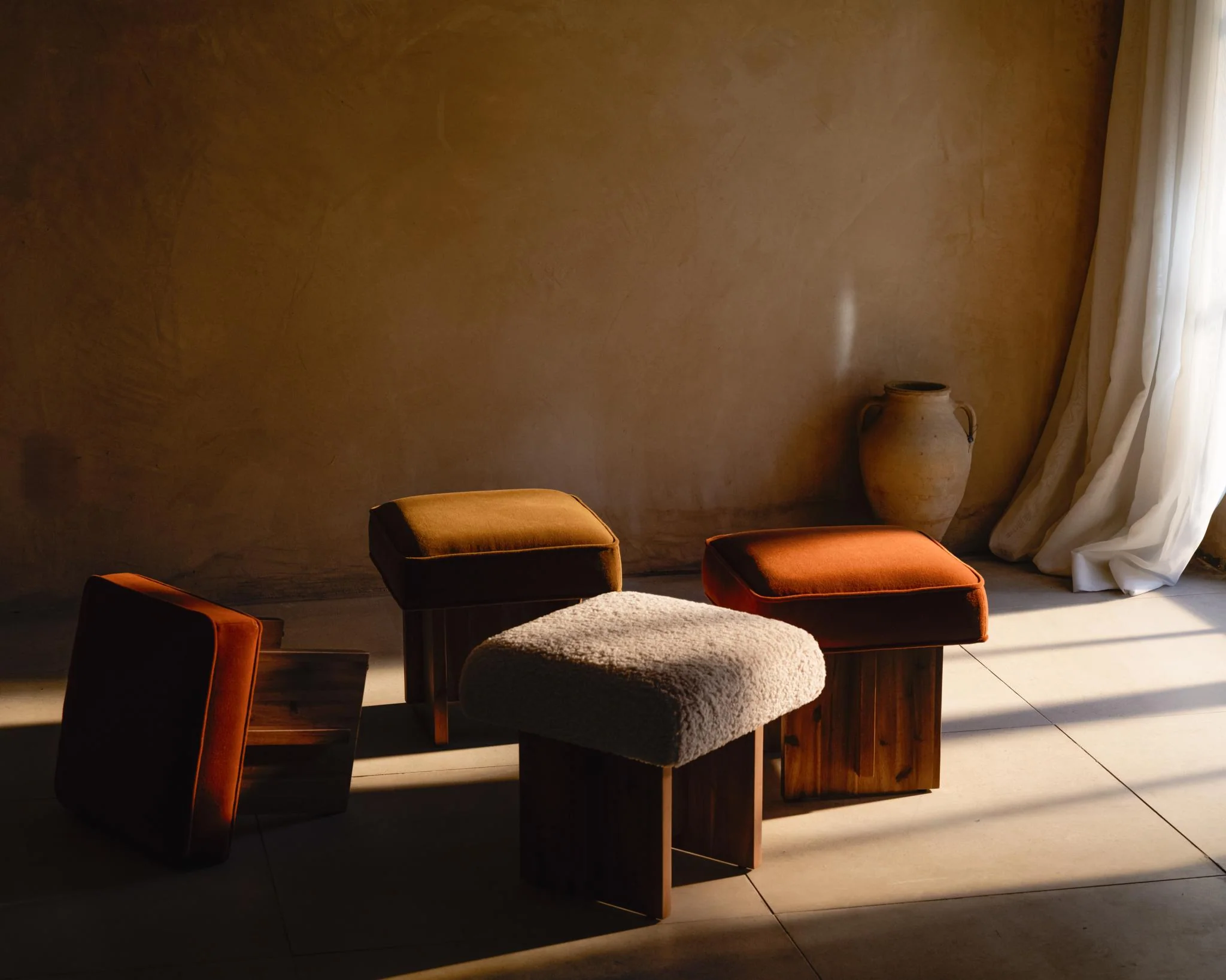 Echo Stool by Maria Sharapova - Image 5