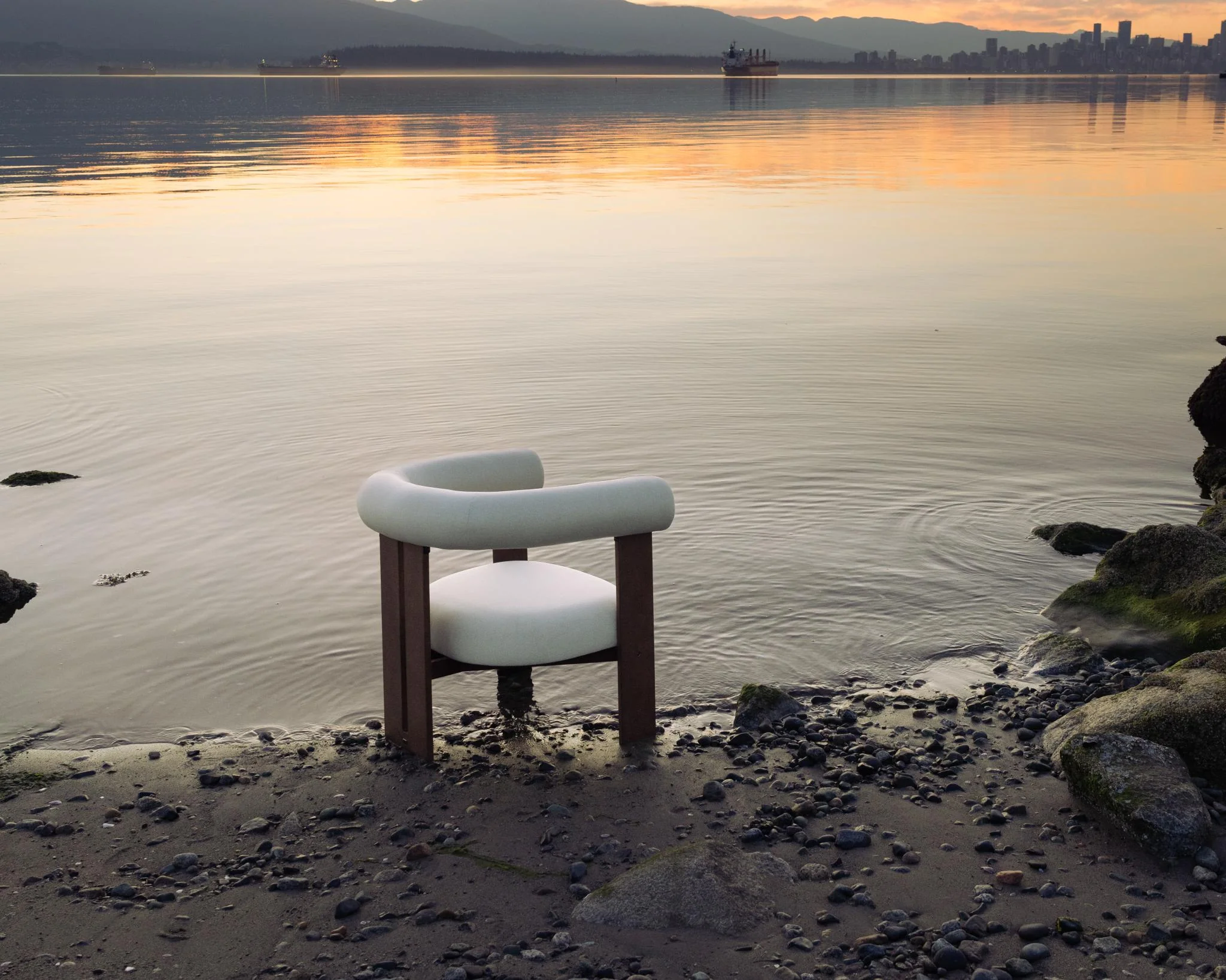 Tola Outdoor Lounge Chair - Image 8