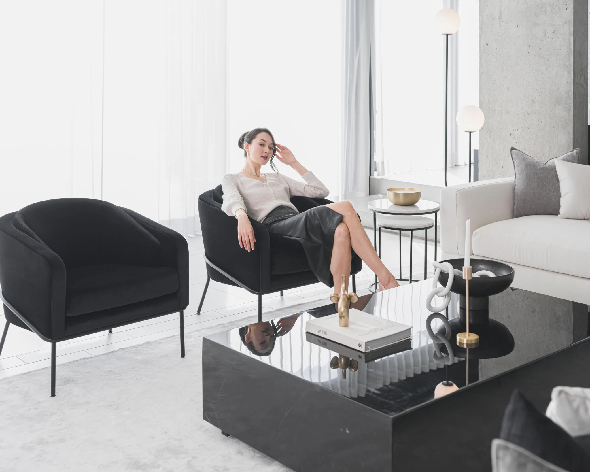 Uma Floor Lamp - Image 10