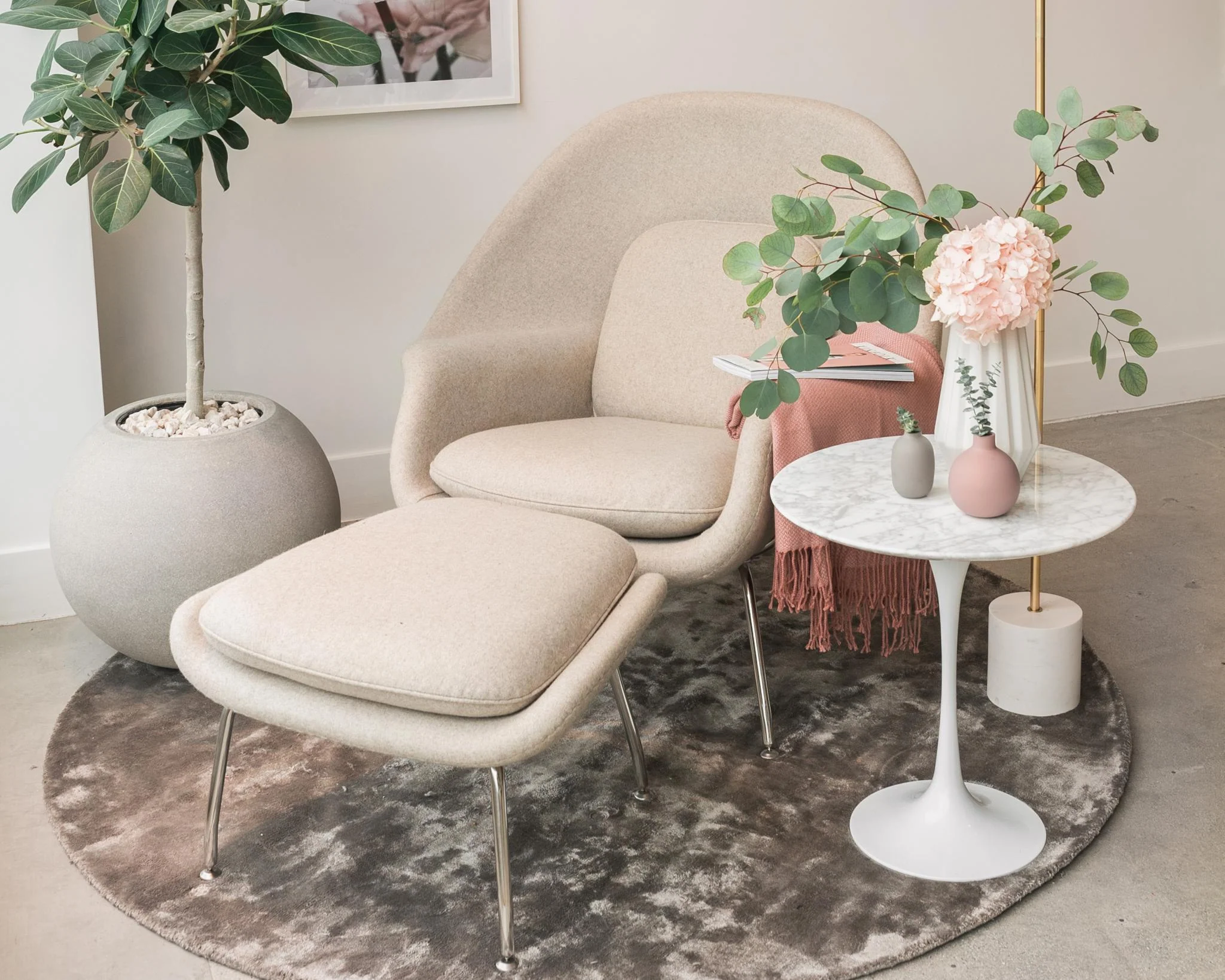 Womb Chair and Ottoman - Image 3